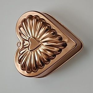 Vintage Farmhouse Copper Aluminum Heart Jello Cake Mold Kitchen Wall Decor